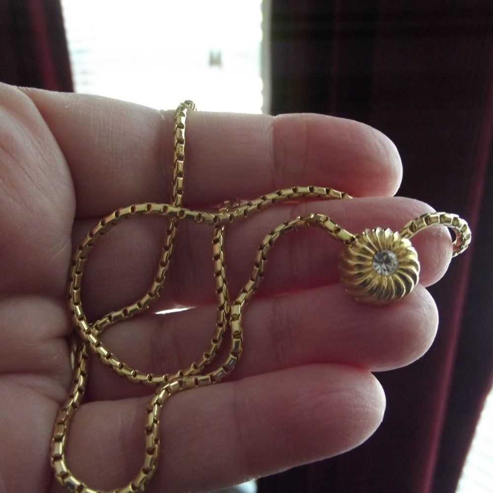 Vintage Gold Plated Pendant Sunburst Necklace Choker Crystal